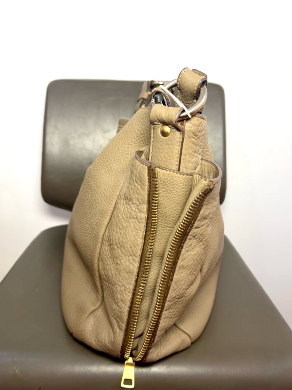 Prada Vitello Phenix Milk Tea Grained Calfskin Zip Hobo Shoulder Bag - Picture 3 of 9